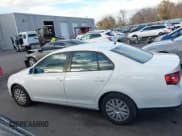 ✅ 2010 Volkswagen Jetta S • VIN: 3VWJX7AJ3AM003616 • Лот: 43747102. Опубликован ранее на IAAI с пробегом 186 283 миль. Бесплатный доступ к архиву аукционных продаж из США и подробный отчёт об истории автомобиля на DreamBid. Изображение 14.