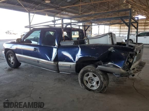 ✅ 1999 Chevrolet Silverado 1500 LS • VIN: 1GCEC19V0XZ107282 • Lot: 70884964. Wystawiony na Copart z przebiegiem 339 173 mil mil. Skorzystaj z bezpłatnego archiwum sprzedaży aukcyjnych z USA i zobacz szczegółowy raport historii pojazdu na DreamBid. Zdjęcie 2.