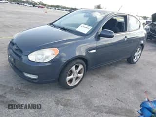 ✅ 2010 Hyundai Accent SE • VIN: KMHCN3AC1AU172732 • Лот: 42560899. Опубликован ранее на IAAI с пробегом 68 852 миль. Бесплатный доступ к архиву аукционных продаж из США и подробный отчёт об истории автомобиля на DreamBid. Изображение 2.