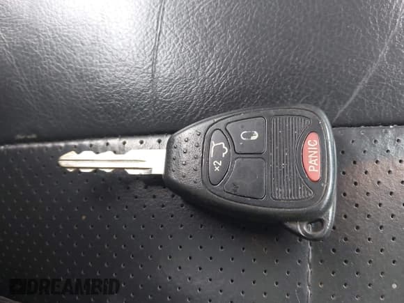 ✅ 2012 Jeep Liberty Sport Latitude • VIN: 1C4PJMAK7CW182736 • Lot: 43166720. Listed on IAAI with 203,639 mi. Free auction sales archive from the USA and detailed vehicle history report at DreamBid. Image 11.