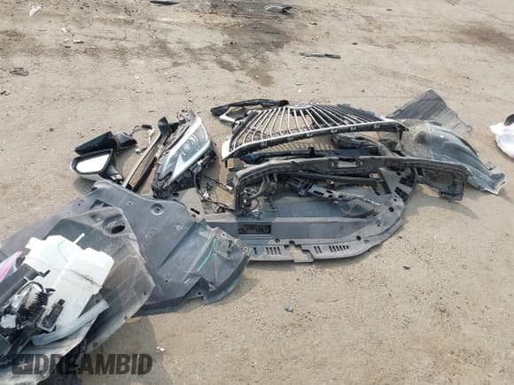 ✅ 2020 Lexus ES 300h Luxury • VIN: 58AE21B13LU008588 • Lot: 43149992. Wystawiony na IAAI z przebiegiem 82 976 mil. Bezpłatny archiwum sprzedaży aukcyjnych z USA i szczegółowy raport historii pojazdu na DreamBid. Zdjęcie 12.