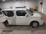 ✅ 2009 Nissan Cube S • VIN: JN8AZ28RX9T127220 • Lot: 43130286. Wystawiony na IAAI z przebiegiem 105 523 mil. Bezpłatny archiwum sprzedaży aukcyjnych z USA i szczegółowy raport historii pojazdu na DreamBid. Zdjęcie 13.