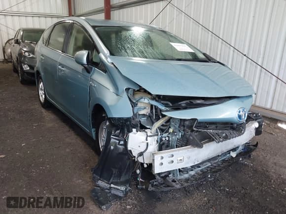 ✅ 2015 Toyota Prius Two • VIN: JTDZN3EU4FJ034659 • Lot: 42407827. Listed on IAAI with 149,938 mi. Free auction sales archive from the USA and detailed vehicle history report at DreamBid. Image 1.