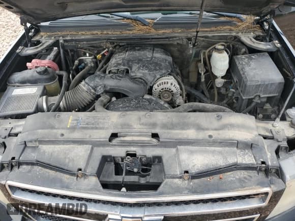 ✅ 2007 Chevrolet Suburban Commercial • VIN: 3GNGK26K77G308843 • Lot: 63867775. Wystawiony na Copart z przebiegiem 164 090 mil. Bezpłatny archiwum sprzedaży aukcyjnych z USA i szczegółowy raport historii pojazdu na DreamBid. Zdjęcie 12.