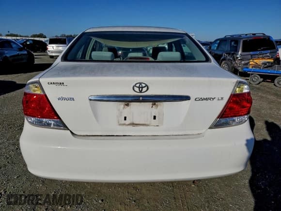 ✅ 2006 Toyota Camry LE • VIN: 4T1BE32K76U706437 • Lot: 93868095. Listed on Copart with 153,643 mi. Free auction sales archive from the USA and detailed vehicle history report at DreamBid. Image 6.