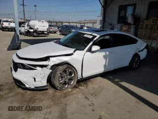 ✅ 2024 Honda Accord EX • VIN: 1HGCY1F33RA063843 • Лот: 82683185. Опубликован ранее на Copart с пробегом 13 109 миль. Бесплатный доступ к архиву аукционных продаж из США и подробный отчёт об истории автомобиля на DreamBid. Изображение 1.