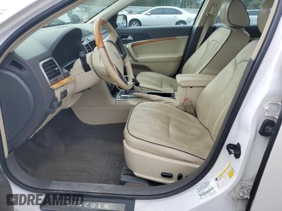 ✅ 2011 Lincoln MKZ Hybrid • VIN: 3LNDL2L3XBR763121 • Лот: 80926855. Опубликован ранее на Copart с пробегом 184 682 миль. Бесплатный доступ к архиву аукционных продаж из США и подробный отчёт об истории автомобиля на DreamBid. Изображение 7.