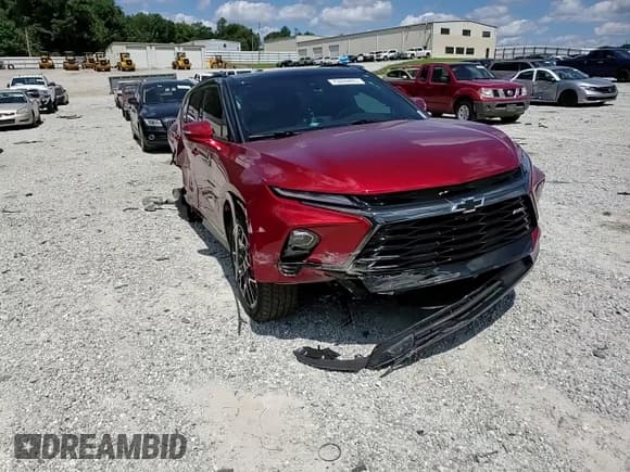 ✅ 2025 Chevrolet Blazer RS • VIN: 3GNKBERS3SS101430 • Lot: 70269485. Listed on Copart with 17,787 mi. Free auction sales archive from the USA and detailed vehicle history report at DreamBid. Image 14.