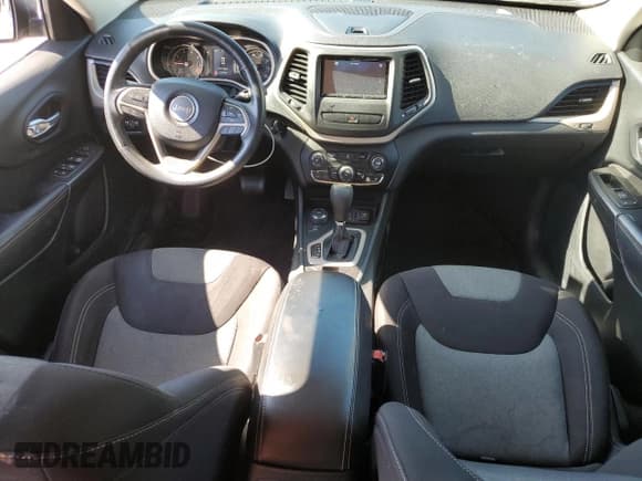 ✅ 2014 Jeep Cherokee Latitude • VIN: 1C4PJMCBXEW151724 • Lot: 55558045. Wystawiony na Copart z przebiegiem 149 455 mil. Bezpłatny archiwum sprzedaży aukcyjnych z USA i szczegółowy raport historii pojazdu na DreamBid. Zdjęcie 8.