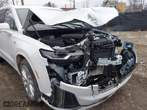 ✅ 2024 Cadillac XT6 AWD Premium Luxury • VIN: 1GYKPDRS5RZ755230 • Лот: 41219059. Опубликован ранее на IAAI с пробегом Не указан. Бесплатный доступ к архиву аукционных продаж из США и подробный отчёт об истории автомобиля на DreamBid. Изображение 17.