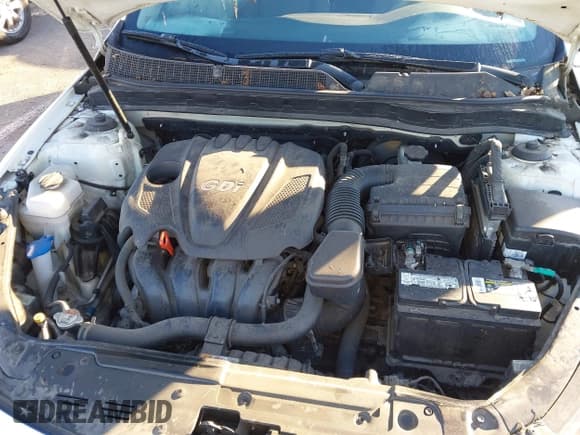 ✅ 2015 Kia Optima LX • VIN: KNAGM4A79F5589418 • Lot: 43877674. Listed on IAAI with 80,600 mi. Free auction sales archive from the USA and detailed vehicle history report at DreamBid. Image 10.