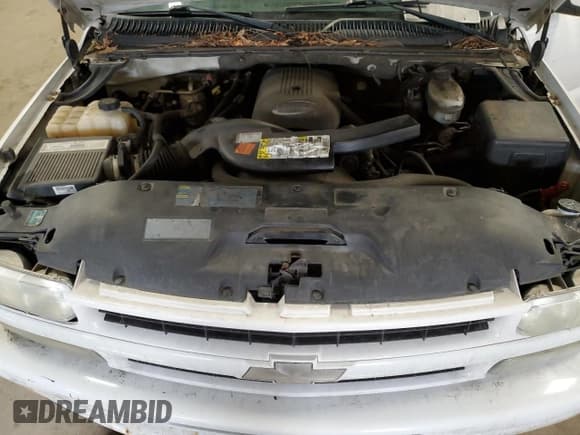 ✅ 2003 Chevrolet Suburban LT • VIN: 3GNFK16T93G266605 • Лот: 46530495. Опубликован ранее на Copart с пробегом 247 893 миль. Бесплатный доступ к архиву аукционных продаж из США и подробный отчёт об истории автомобиля на DreamBid. Изображение 12.