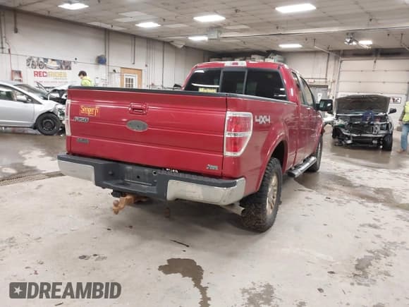 ✅ 2010 Ford F-150 XL • VIN: 1FTFX1EV9AFA11268 • Lot: 43867000. Wystawiony na IAAI z przebiegiem 169 939 mil. Bezpłatny archiwum sprzedaży aukcyjnych z USA i szczegółowy raport historii pojazdu na DreamBid. Zdjęcie 4.