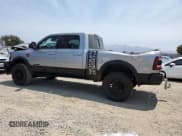 ✅ 2020 Ram 2500 Power Wagon • VIN: 3C6TR5EJ5LG163056 • Лот: 63503445. Опубликован ранее на Copart с пробегом 73 882 миль. Бесплатный доступ к архиву аукционных продаж из США и подробный отчёт об истории автомобиля на DreamBid. Изображение 2.