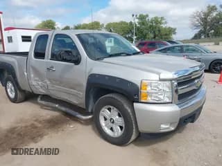 ✅ 2007 Chevrolet Silverado 1500 1LT • VIN: 1GCEK19037Z595540 • Lot: 43105315. Listed on IAAI with 120,957 mi. Free auction sales archive from the USA and detailed vehicle history report at DreamBid. Image 1.