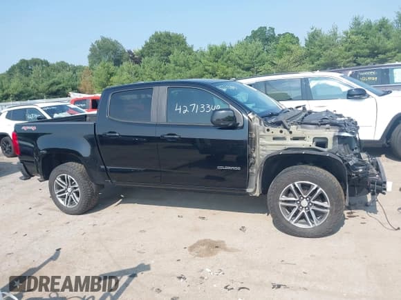✅ 2020 Chevrolet Colorado 4WD Work Truck • VIN: 1GCGTBEN2L1146369 • Lot: 42713349. Listed on IAAI with 137,791 mi. Free auction sales archive from the USA and detailed vehicle history report at DreamBid. Image 14.