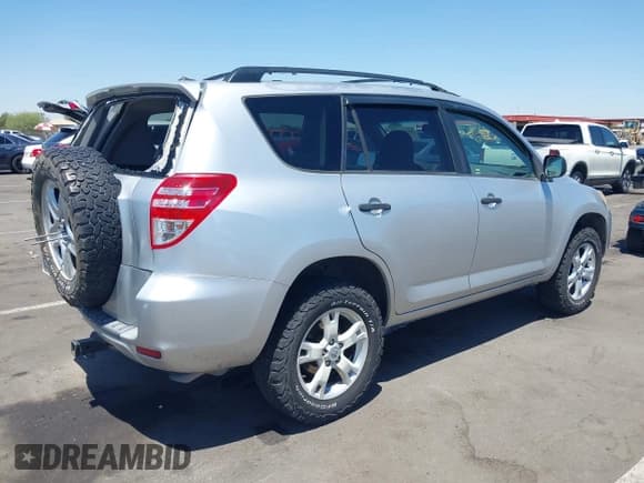 ✅ 2010 Toyota RAV4 • VIN: JTMZK4DV8A5026199 • Лот: 42325340. Опубликован ранее на IAAI с пробегом 196 298 миль. Бесплатный доступ к архиву аукционных продаж из США и подробный отчёт об истории автомобиля на DreamBid. Изображение 4.