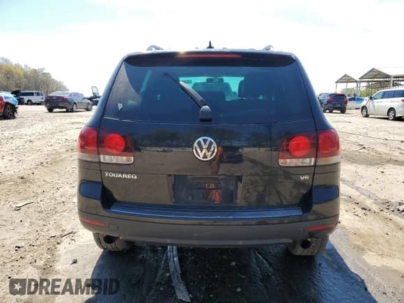 ✅ 2010 Volkswagen Touareg VR6 • VIN: WVGBF7A97AD003738 • Lot: 50394915. Wystawiony na Copart z przebiegiem 126 591 mil. Bezpłatny archiwum sprzedaży aukcyjnych z USA i szczegółowy raport historii pojazdu na DreamBid. Zdjęcie 6.