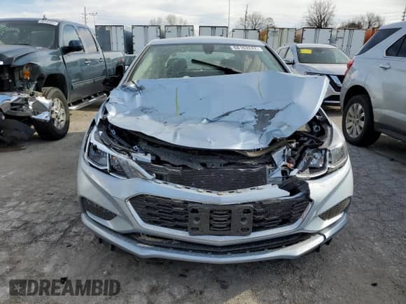 ✅ 2018 Chevrolet Cruze LS • VIN: 1G1BC5SM3J7203480 • Лот: 68163242. Размещён на Copart с пробегом Не указан миль. Получите бесплатный доступ к архиву аукционных продаж из США и посмотрите подробный отчёт об истории автомобиля на DreamBid. Изображение 5.