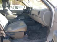 ✅ 2008 Chevrolet Silverado 2500HD Work Truck • VIN: 1GBHC29K78E110010 • Лот: 43586994. Опубликован ранее на IAAI с пробегом 381 446 миль. Бесплатный доступ к архиву аукционных продаж из США и подробный отчёт об истории автомобиля на DreamBid. Изображение 5.