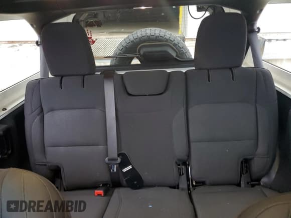 ✅ 2020 Jeep Wrangler Unlimited Willys • VIN: 1C4HJXDN3LW129737 • Lot: 80152464. Listed on Copart with 97,700 mi. Free auction sales archive from the USA and detailed vehicle history report at DreamBid. Image 10.