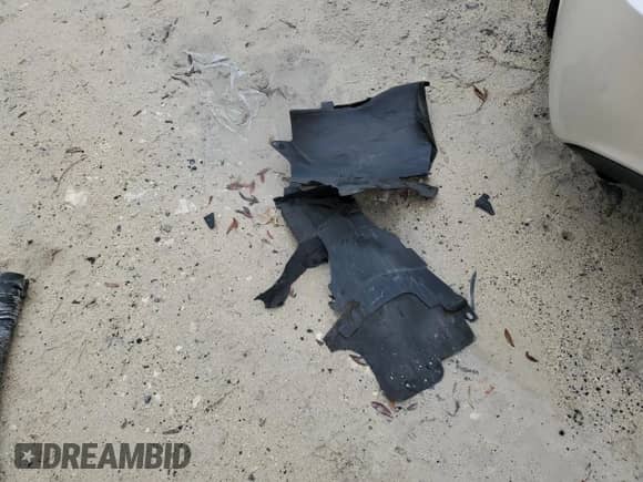 2012 Chevrolet Malibu 2LT z VIN 1G1ZD5E00CF195562, wystawiony jako Copart lot #70953574 z przebiegiem 134 228 mil mil oraz Szkoda całkowita • Salvage title. Historia ofert i sprzedaży dostępna na DreamBid. Obrazek 12.