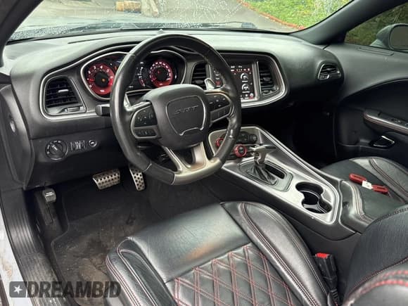 ✅ 2021 Dodge Challenger SRT Hellcat Redeye Widebody • VIN: 2C3CDZL91MH524750 • Lot: 69483335. Wystawiony na Copart z przebiegiem 37 866 mil. Bezpłatny archiwum sprzedaży aukcyjnych z USA i szczegółowy raport historii pojazdu na DreamBid. Zdjęcie 9.