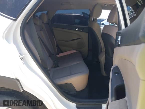 2019 Hyundai Tucson Value с VIN KM8J33A43KU913809, выставлен на аукционе IAAI как лот 42825075 с пробегом 53 389 миль миль и . История ставок и продаж доступна на DreamBid. Изображение 8.