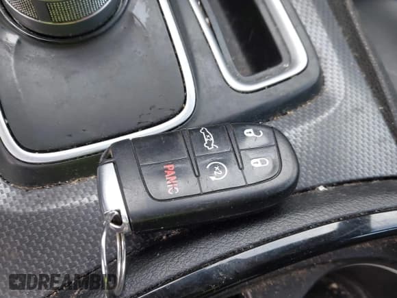 ✅ 2016 Chrysler 300 S • VIN: 2C3CCABG4GH207828 • Lot: 41405061. Listed on IAAI with 114,564 mi. Free auction sales archive from the USA and detailed vehicle history report at DreamBid. Image 11.