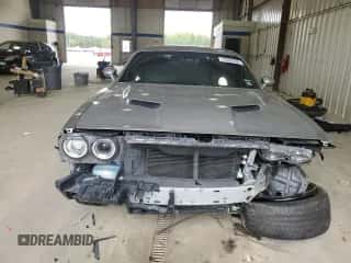 2016 Dodge Challenger SXT z VIN 2C3CDZAG7GH338524, wystawiony jako Copart lot #72052065 z przebiegiem 122 463 mil mil oraz Szkoda całkowita • Salvage title. Historia ofert i sprzedaży dostępna na DreamBid. Obrazek 5.