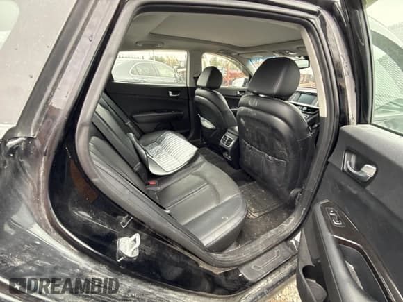 ✅ 2019 Kia Optima EX • VIN: 5XXGU4L31KG310854 • Lot: 90430655. Wystawiony na Copart z przebiegiem 156 555 mil. Bezpłatny archiwum sprzedaży aukcyjnych z USA i szczegółowy raport historii pojazdu na DreamBid. Zdjęcie 10.