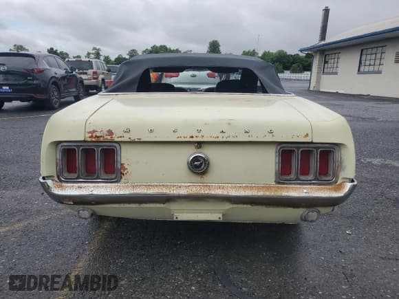 ✅ 1970 Ford Mustang • VIN: 0F03F162390 • Lot: 60489935. Listed on Copart with 99,932 mi. Free auction sales archive from the USA and detailed vehicle history report at DreamBid. Image 6.