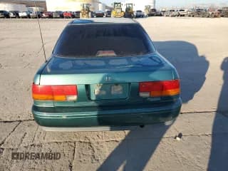 ✅ 1993 Honda Accord • VIN: 1HGCB7699PA075338 • Lot: 88716615. Listed on Copart with 35,620 mi. Free auction sales archive from the USA and detailed vehicle history report at DreamBid. Image 6.