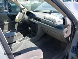 2004 Chevrolet Malibu Classic z VIN 1G1ND52F04M639057, wystawiony jako IAAI lot #42665553 z przebiegiem 150 116 mil mil oraz . Historia ofert i sprzedaży dostępna na DreamBid. Obrazek 5.