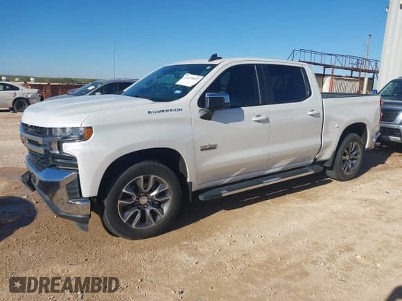✅ 2019 Chevrolet Silverado 1500 LT • VIN: 3GCPWCED3KG184679 • Lot: 43575622. Wystawiony na IAAI z przebiegiem 113 897 mil. Bezpłatny archiwum sprzedaży aukcyjnych z USA i szczegółowy raport historii pojazdu na DreamBid. Zdjęcie 2.