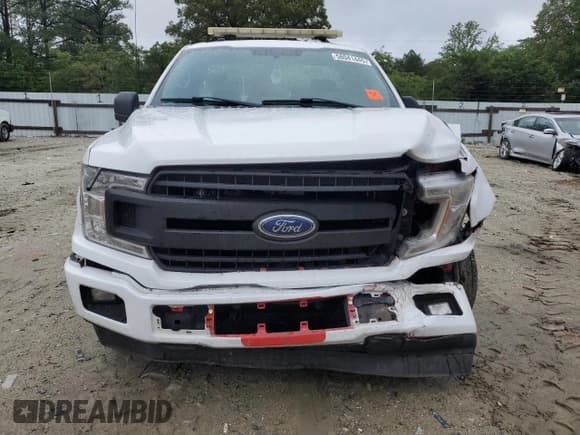 ✅ 2018 Ford F-150 XL • VIN: 1FTMF1C57JFB02794 • Lot: 58041445. Wystawiony na Copart z przebiegiem 279 074 mil. Bezpłatny archiwum sprzedaży aukcyjnych z USA i szczegółowy raport historii pojazdu na DreamBid. Zdjęcie 5.