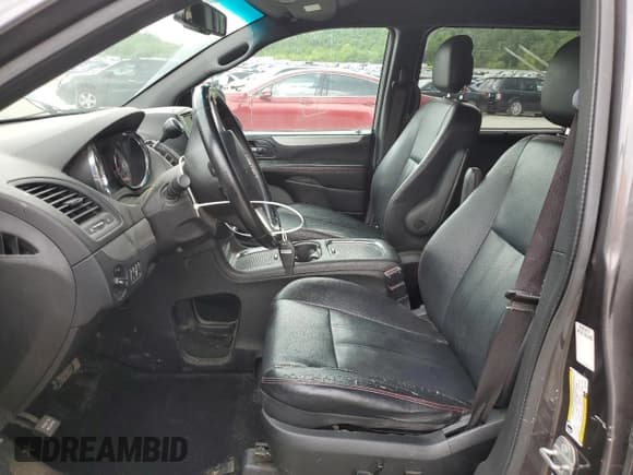 ✅ 2017 Dodge Grand Caravan GT • VIN: 2C4RDGEG8HR746238 • Lot: 56594885. Wystawiony na Copart z przebiegiem 196 540 mil. Bezpłatny archiwum sprzedaży aukcyjnych z USA i szczegółowy raport historii pojazdu na DreamBid. Zdjęcie 7.