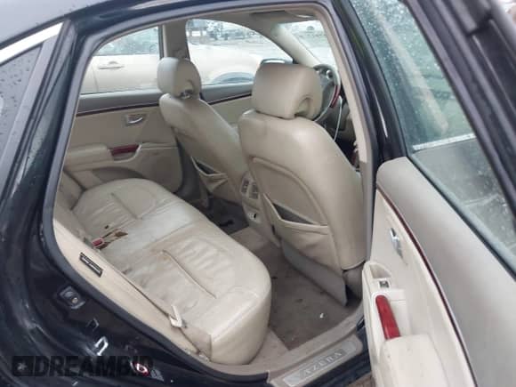 2008 Hyundai Azera Limited с VIN KMHFC46F68A296437, выставлен на аукционе IAAI как лот 41227512 с пробегом 139 672 миль миль и . История ставок и продаж доступна на DreamBid. Изображение 8.