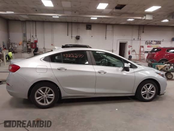 2017 Chevrolet Cruze LT with VIN 3G1BE5SM8HS571093, listed as a IAAI auction lot 43222199 with 137,766 mi miles and . Bid and sale history available at DreamBid. Image 13.