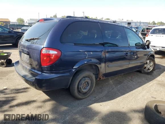 2005 Dodge Caravan с VIN 1D4GP24R15B403093, выставлен на аукционе Copart как лот 73196504 с пробегом 219 493 миль миль и Списание • Salvage title. История ставок и продаж доступна на DreamBid. Изображение 3.