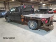 ✅ 2001 Chevrolet Silverado 2500HD • VIN: 1GCHK23181F128482 • Lot: 74553274. Wystawiony na Copart z przebiegiem Nie podano. Bezpłatny archiwum sprzedaży aukcyjnych z USA i szczegółowy raport historii pojazdu na DreamBid. Zdjęcie 2.