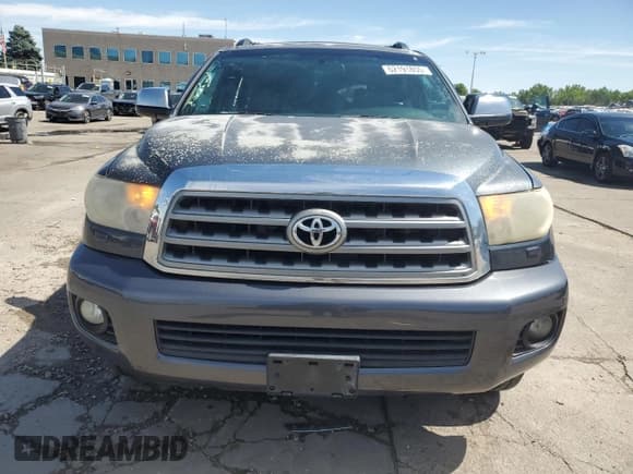 ✅ 2008 Toyota Sequoia Limited • VIN: 5TDBY68A68S010249 • Lot: 62191855. Listed on Copart with 266,997 mi. Free auction sales archive from the USA and detailed vehicle history report at DreamBid. Image 5.