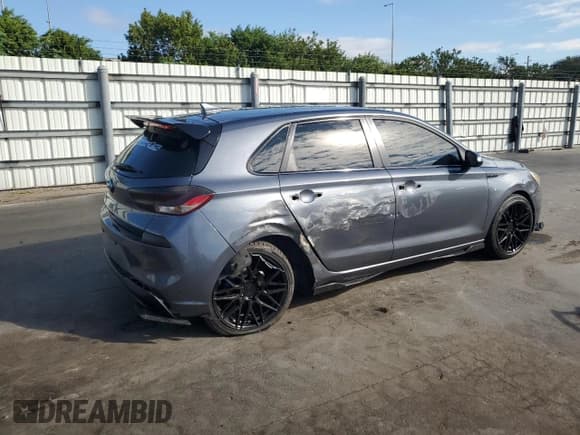 ✅ 2019 Hyundai Elantra • VIN: KMHH35LE3KU091058 • Lot: 91249705. Listed on Copart with 84,407 mi. Free auction sales archive from the USA and detailed vehicle history report at DreamBid. Image 3.