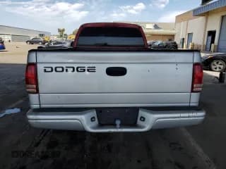 ✅ 2001 Dodge Dakota • VIN: 1B7GG26X21S272212 • Lot: 60561015. Wystawiony na Copart z przebiegiem 94 900 mil. Bezpłatny archiwum sprzedaży aukcyjnych z USA i szczegółowy raport historii pojazdu na DreamBid. Zdjęcie 6.