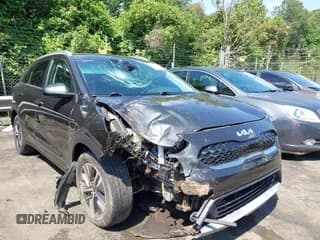✅ 2022 Kia Niro LXS • VIN: KNDCM3LD0N5515317 • Lot: 42317857. Listed on IAAI with 104,993 mi. Free auction sales archive from the USA and detailed vehicle history report at DreamBid. Image 1.