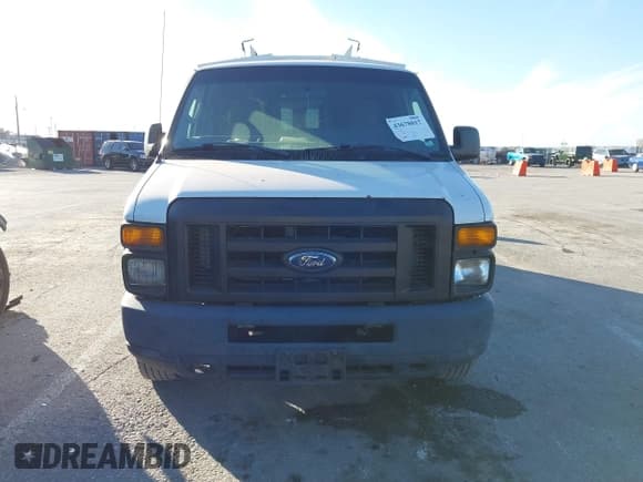 ✅ 2012 Ford Econoline Cargo Commercial • VIN: 1FTNE1EW0CDA81847 • Lot: 43678017. Wystawiony na IAAI z przebiegiem 248 055 mil. Bezpłatny archiwum sprzedaży aukcyjnych z USA i szczegółowy raport historii pojazdu na DreamBid. Zdjęcie 6.