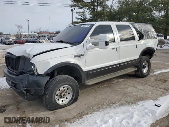 ✅ 2001 Ford Excursion Limited • VIN: 1FMSU43F81ED72660 • Lot: 89268045. Wystawiony na Copart z przebiegiem 231 100 mil. Bezpłatny archiwum sprzedaży aukcyjnych z USA i szczegółowy raport historii pojazdu na DreamBid. Zdjęcie 1.