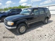 ✅ 1996 Ford Explorer XLT • VIN: 1FMDU35P2TUC66738 • Lot: 54914775. Listed on Copart with 372,895 mi. Free auction sales archive from the USA and detailed vehicle history report at DreamBid. Image 1.