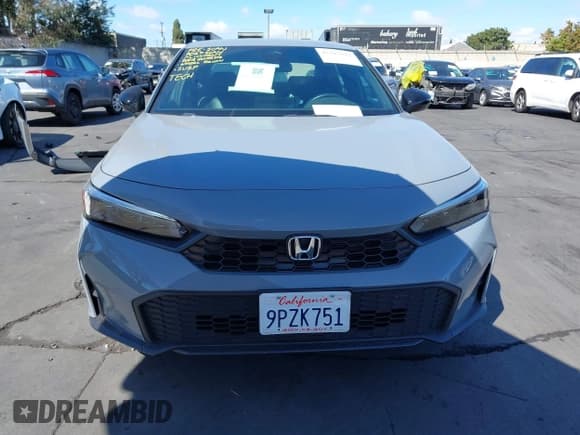 ✅ 2025 Honda Civic Sport • VIN: 2HGFE2F5XSH539221 • Lot: 43325621. Listed on IAAI with 11,878 mi. Free auction sales archive from the USA and detailed vehicle history report at DreamBid. Image 12.