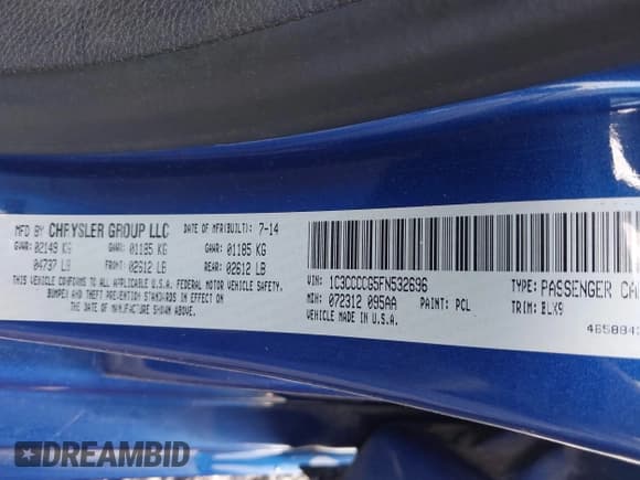 ✅ 2015 Chrysler 200 C • VIN: 1C3CCCCG5FN532696 • Lot: 43646784. Listed on IAAI with 143,654 mi. Free auction sales archive from the USA and detailed vehicle history report at DreamBid. Image 9.